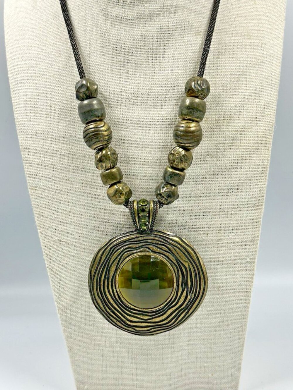 3/$30 Bronze Tone Medallion Necklace Round Green Faceted Center Mesh Chain Boho